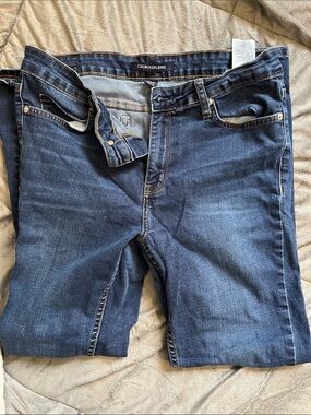 Calvin Klein Jeans Women’s Dark Indigo Skinny Jeans